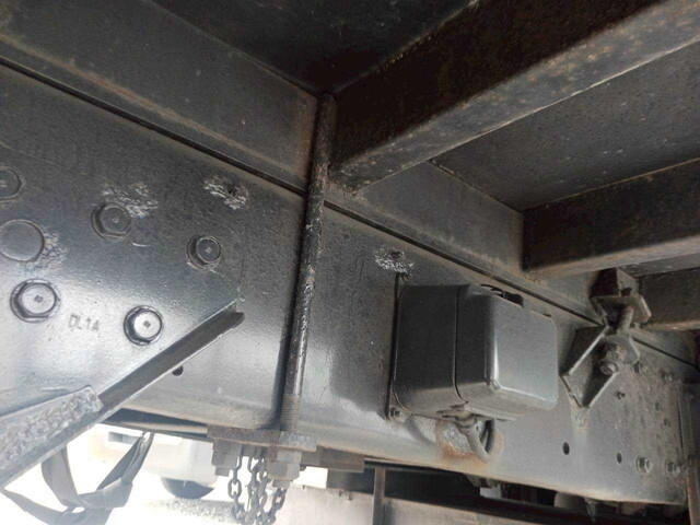 三菱ふそうスーパーグレートアルミブロック大型（10t）[写真10]