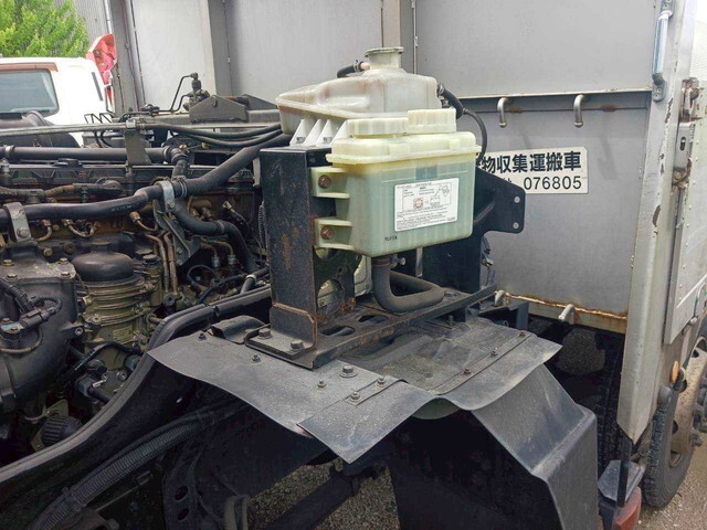 三菱ふそうスーパーグレートアルミブロック大型（10t）[写真19]