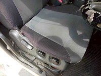 三菱ふそうスーパーグレートアルミブロック大型（10t）[写真32]