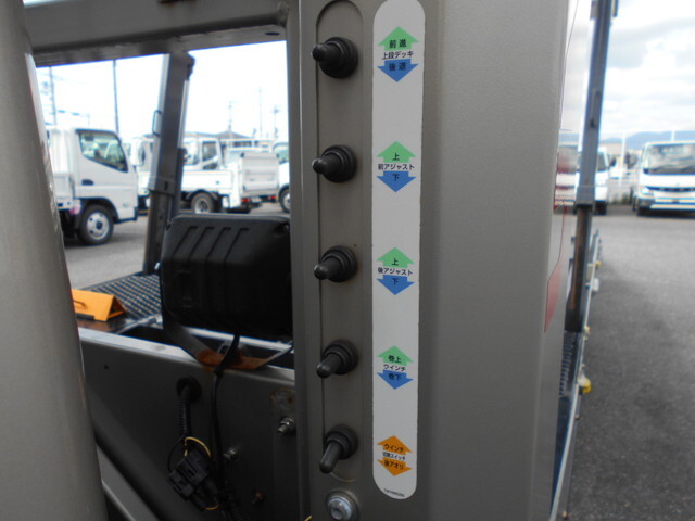 三菱ふそうキャンターキャリアカー小型（2t・3t）[写真17]