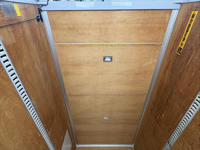 三菱ふそうキャンターアルミバン小型（2t・3t）[写真16]