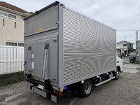 三菱ふそうキャンターアルミバン小型（2t・3t）[写真05]