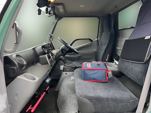 日野デュトロクレーン4段小型（2t・3t）[写真31]