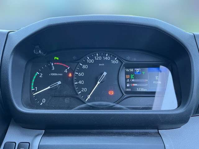 日野デュトロクレーン4段小型（2t・3t）[写真35]