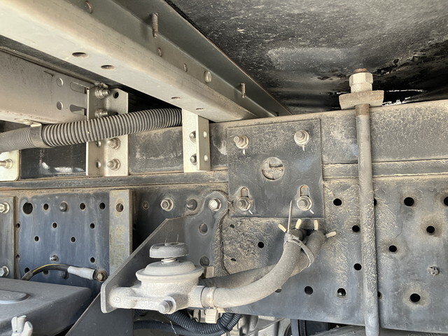 いすゞエルフパネルウイング小型（2t・3t）[写真20]