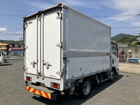 いすゞエルフパネルウイング小型（2t・3t）[写真02]