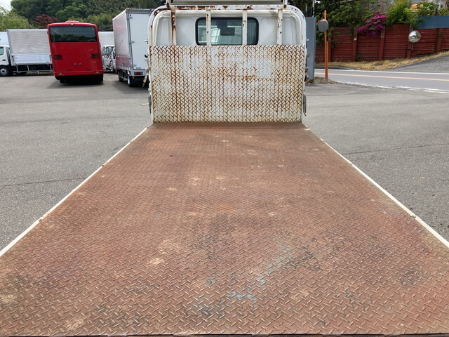 日野デュトロ平ボディ小型（2t・3t）[写真12]