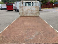 日野デュトロ平ボディ小型（2t・3t）[写真13]