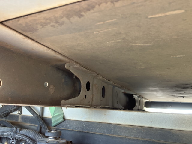 日野デュトロ平ボディ小型（2t・3t）[写真20]