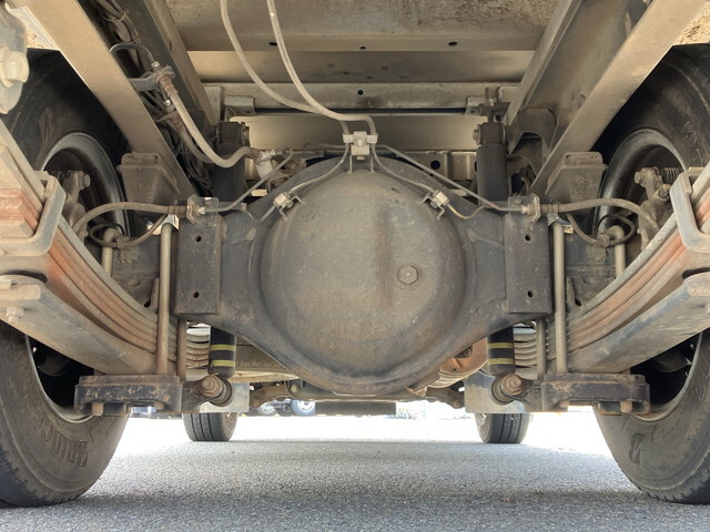 日野デュトロ平ボディ小型（2t・3t）[写真24]