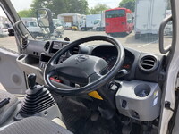 日野デュトロ平ボディ小型（2t・3t）[写真35]