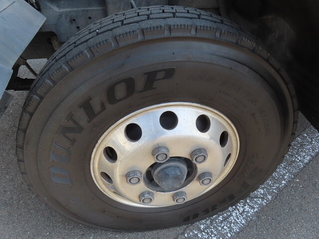 いすゞフォワードアルミブロック中型（4t）[写真13]