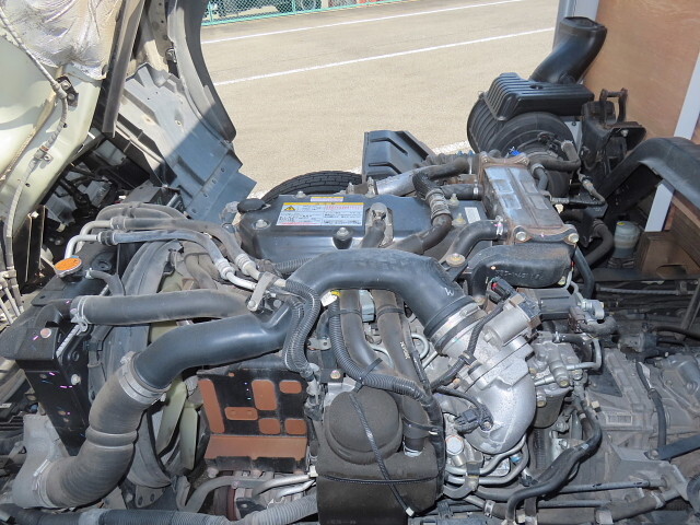 いすゞフォワードアルミブロック中型（4t）[写真14]