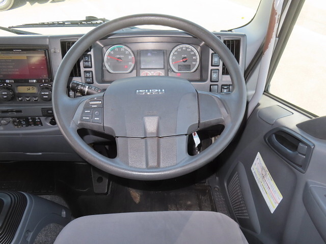 いすゞフォワードアルミブロック中型（4t）[写真21]