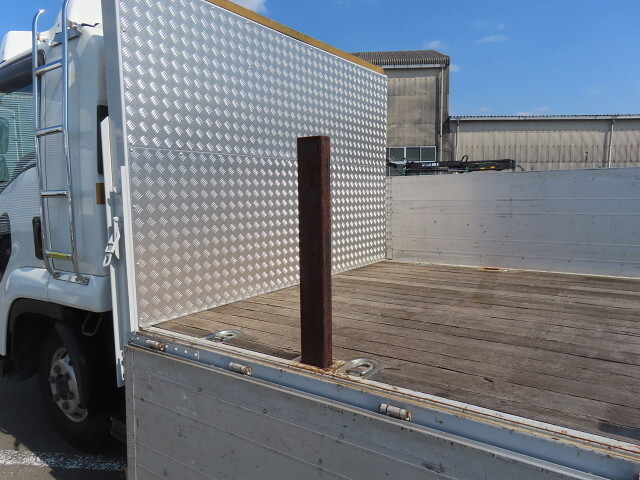 いすゞフォワードアルミブロック中型（4t）[写真26]