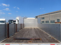 いすゞフォワードアルミブロック中型（4t）[写真30]