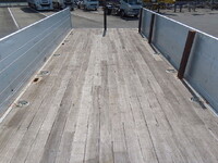 いすゞフォワードアルミブロック中型（4t）[写真32]