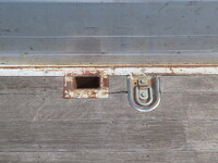 いすゞフォワードアルミブロック中型（4t）[写真33]