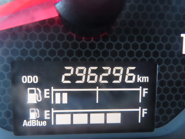 いすゞフォワードアルミブロック中型（4t）[写真34]