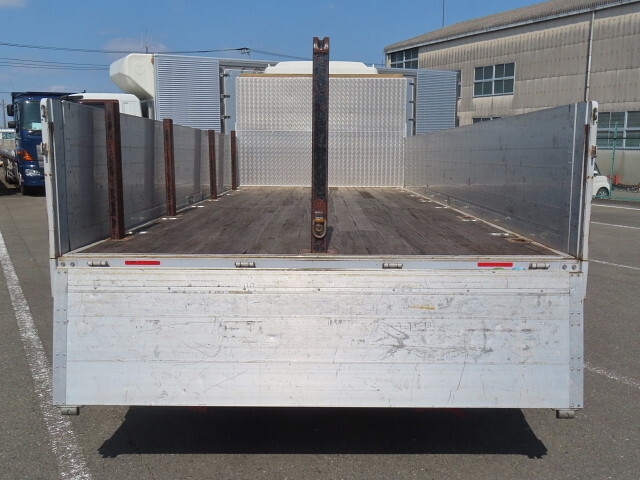 いすゞフォワードアルミブロック中型（4t）[写真07]