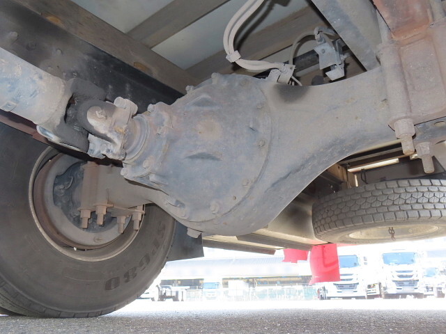 いすゞフォワードアルミブロック中型（4t）[写真09]