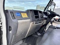 いすゞエルフダンプ小型（2t・3t）[写真41]