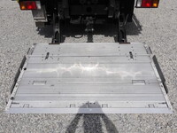 いすゞエルフ冷凍車（冷蔵車）小型（2t・3t）[写真13]