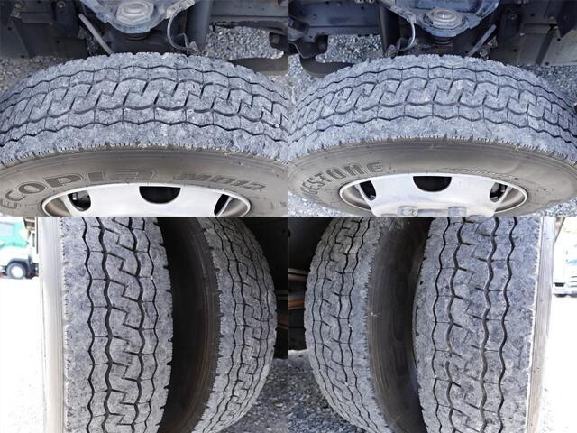 いすゞエルフ冷凍車（冷蔵車）小型（2t・3t）[写真16]