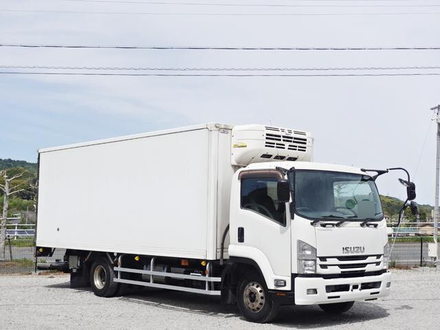 中古フォワード冷凍車（冷蔵車）