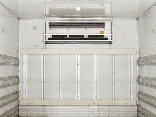 いすゞフォワード冷凍車（冷蔵車）中型（4t）[写真18]