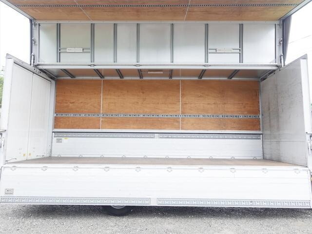 UDトラックスコンドルアルミウイング中型（4t）[写真08]