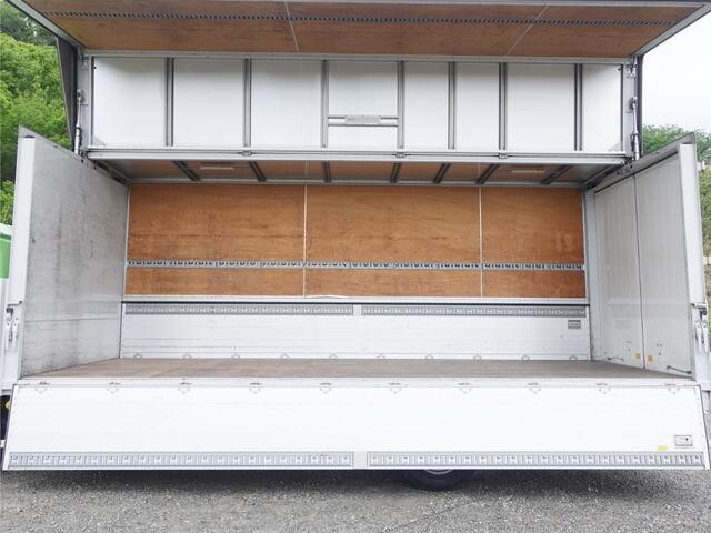 UDトラックスコンドルアルミウイング中型（4t）[写真09]