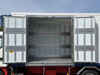 日野デュトロ冷凍車（冷蔵車）小型（2t・3t）[写真11]