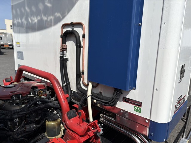 日野デュトロ冷凍車（冷蔵車）小型（2t・3t）[写真12]