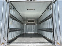 日野デュトロ冷凍車（冷蔵車）小型（2t・3t）[写真17]