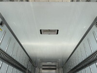 日野デュトロ冷凍車（冷蔵車）小型（2t・3t）[写真18]