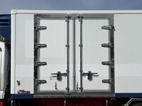 日野デュトロ冷凍車（冷蔵車）小型（2t・3t）[写真10]