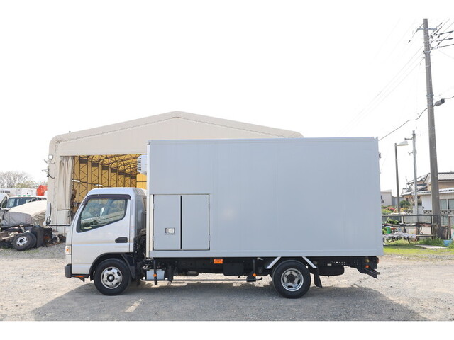 三菱ふそうキャンター冷凍車（冷蔵車）小型（2t・3t）[写真11]