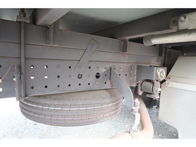 三菱ふそうキャンター冷凍車（冷蔵車）小型（2t・3t）[写真22]