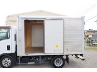 いすゞエルフアルミバン小型（2t・3t）[写真12]