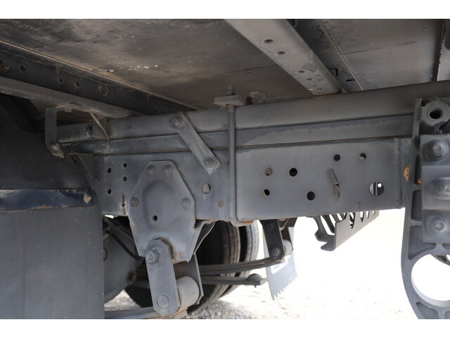 いすゞエルフアルミバン小型（2t・3t）[写真20]