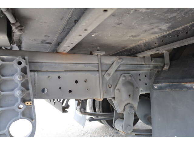 いすゞエルフアルミバン小型（2t・3t）[写真21]