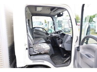 いすゞエルフアルミバン小型（2t・3t）[写真24]