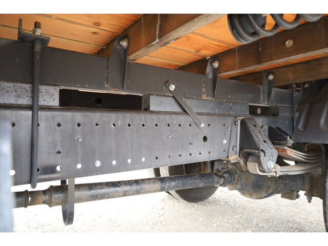 日野デュトロ平ボディ小型（2t・3t）[写真20]