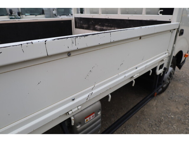 日野デュトロ平ボディ小型（2t・3t）[写真30]