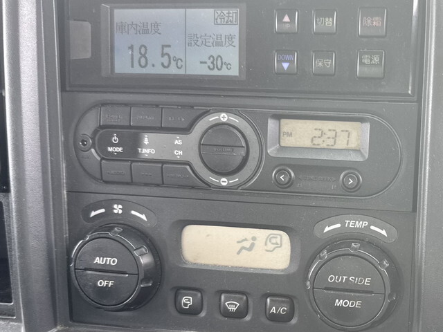 いすゞフォワード冷凍車（冷蔵車）増トン（6t・8t）[写真12]