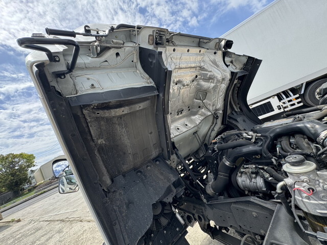 いすゞフォワード冷凍車（冷蔵車）増トン（6t・8t）[写真16]