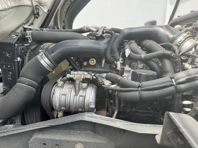 いすゞフォワード冷凍車（冷蔵車）増トン（6t・8t）[写真19]