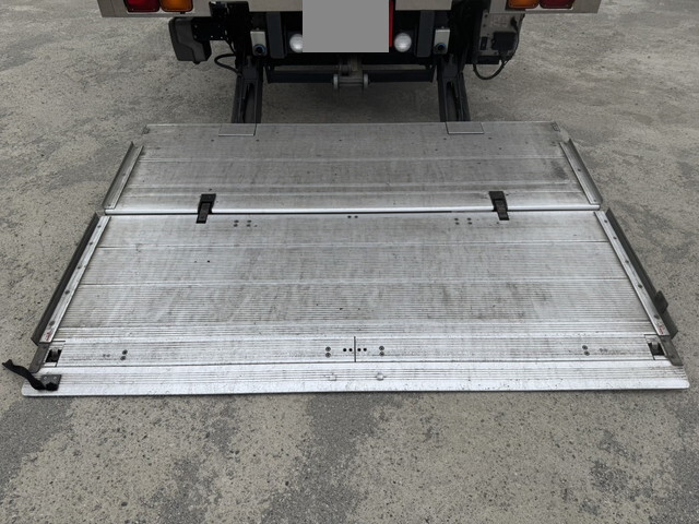 いすゞフォワード冷凍車（冷蔵車）増トン（6t・8t）[写真27]