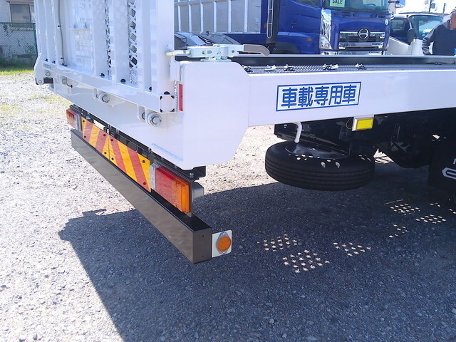 いすゞエルフセーフティローダー小型（2t・3t）[写真13]